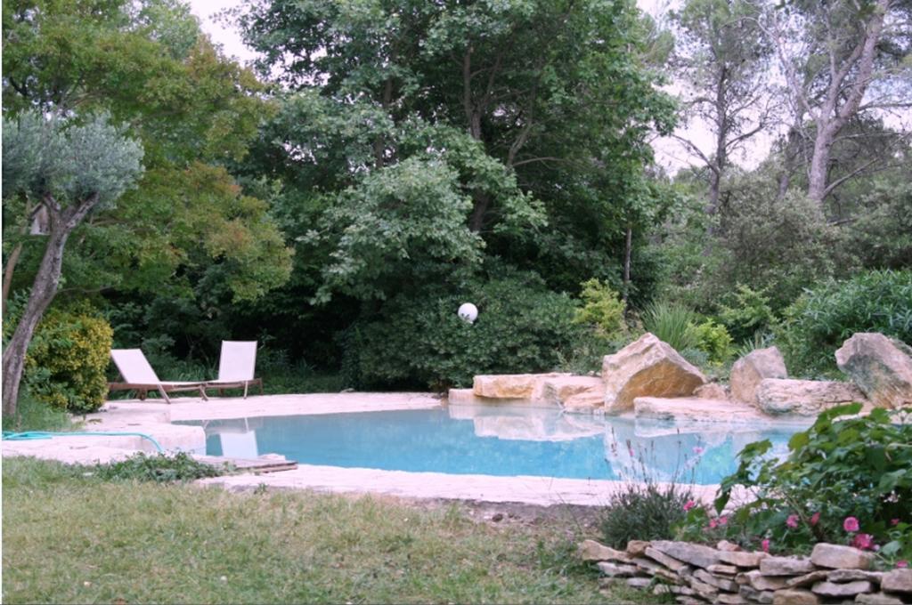 La Bousquatiere Bed & Breakfast Piolenc Exterior photo